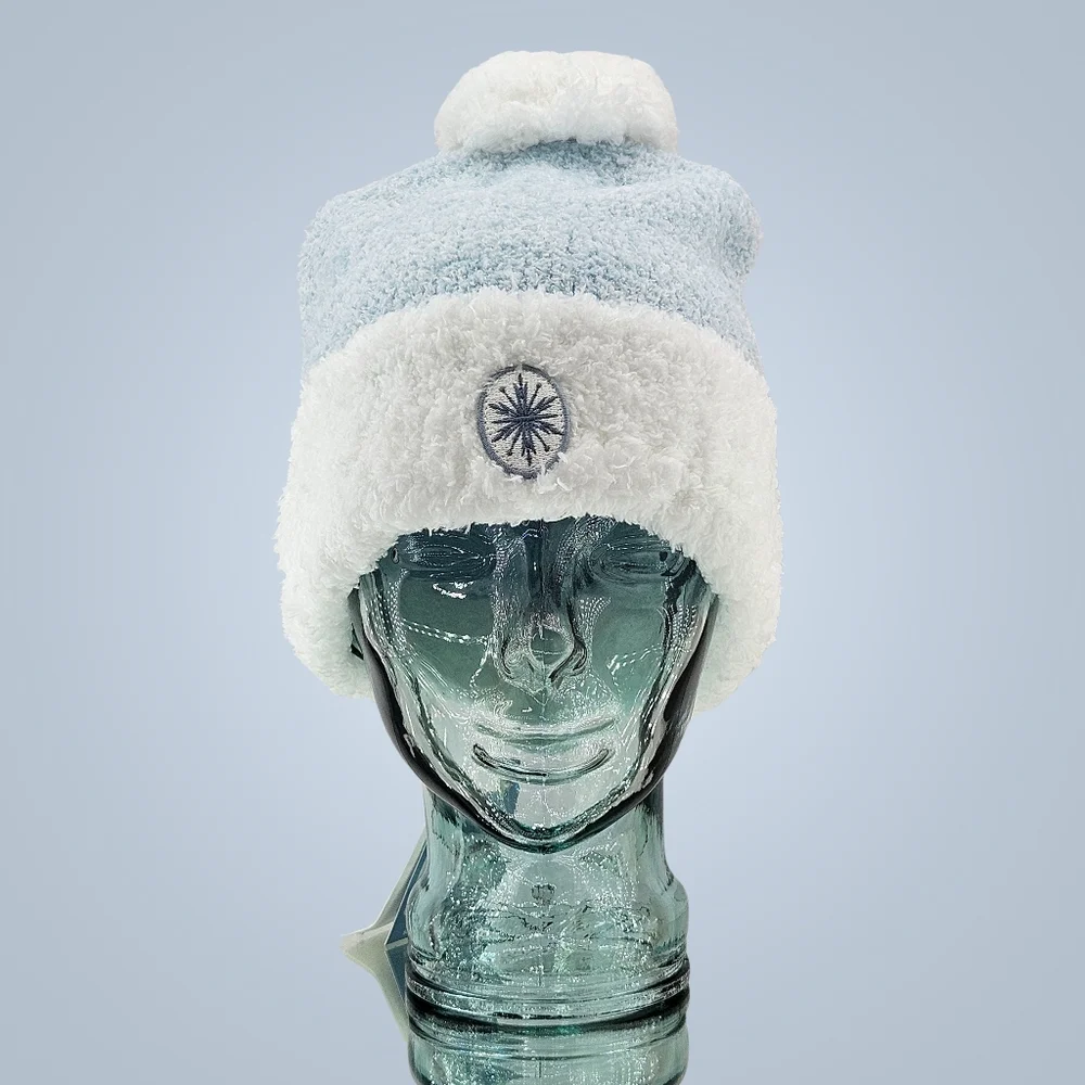 Barefoot Dreams x Disney Hat Beanie Frozen Heathered Ice Blue Slouchy Pom Pom